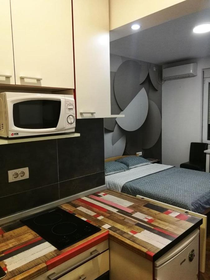 Savski Trg Belgrado Buitenkant foto